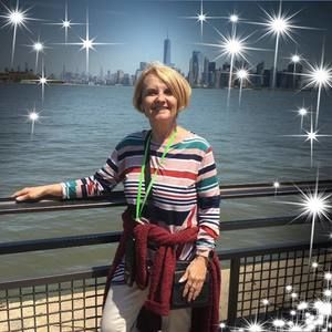 Meet your Posher, Michaela